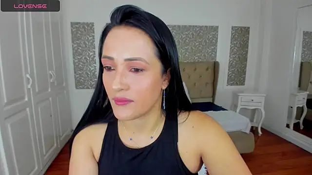 Snapshot of KimWessel_ chatting on February 12, 3:51 pm KimWessel online show from February 12, 3:51 pm