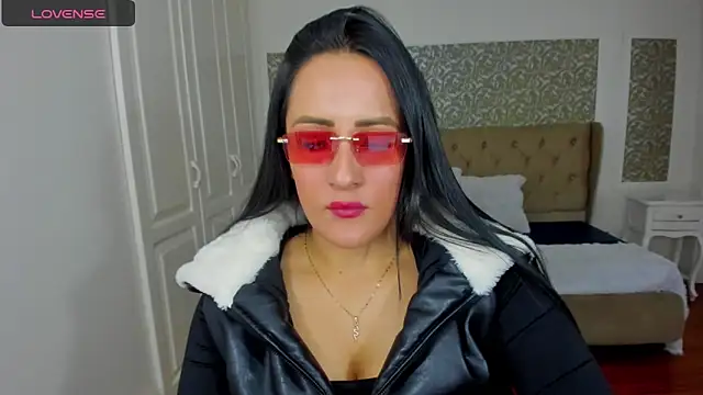 Snapshot of KimWessel_ chatting on March 28, 7:57 pm KimWessel online show from March 28, 7:57 pm