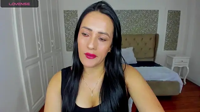 Snapshot of KimWessel_ chatting on March 31, 8:42 pm KimWessel online show from March 31, 8:42 pm