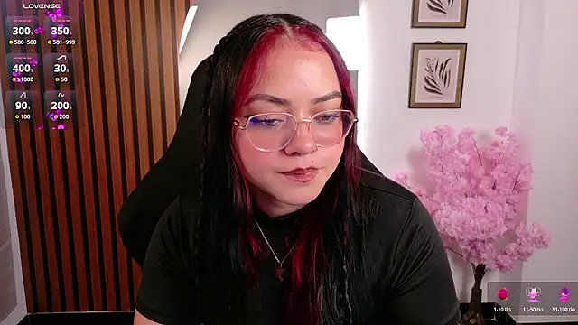 Snapshot of Melany_07 chatting on February 3, 2:53 am Melany 07 online show from February 3, 2:53 am