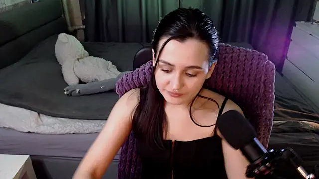 Snapshot of KiraYammy chatting on December 27, 10:16 pm KiraYammy online show from December 27, 10:16 pm