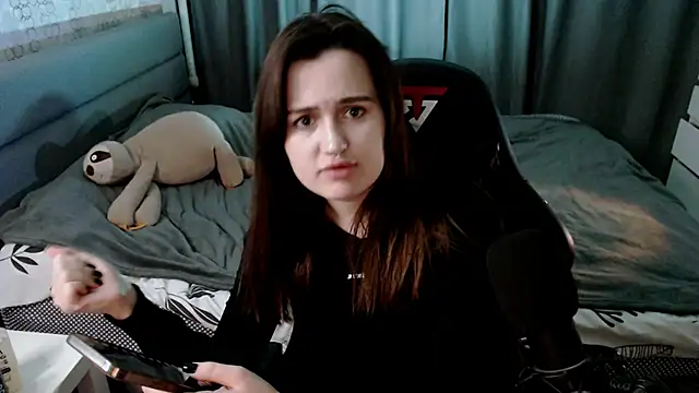 Snapshot of KiraYammy chatting on March 21, 6:51 pm KiraYammy online show from March 21, 6:51 pm