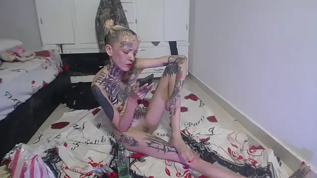 Snapshot of barbara_anal_squirt_ chatting on October 27, 2:54 pm barbara anal squirt  online show from October 27, 2:54 pm