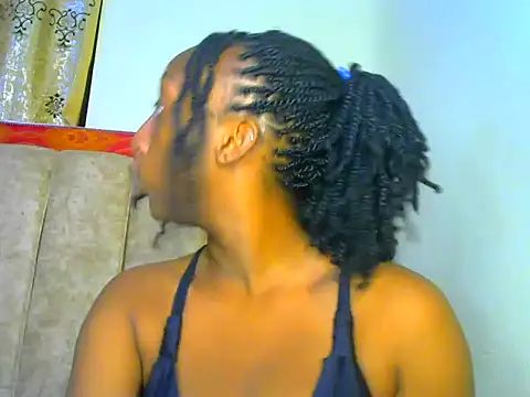 Snapshot of CarlaBeckky chatting on February 2, 2:17 am CarlaBeckky online show from February 2, 2:17 am