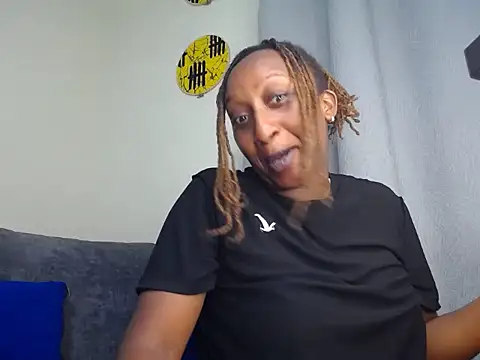 Snapshot of CarlaBeckky chatting on February 8, 4:21 pm CarlaBeckky online show from February 8, 4:21 pm