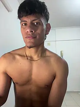 bbchocolate27 online show from May 19, 1:56 am