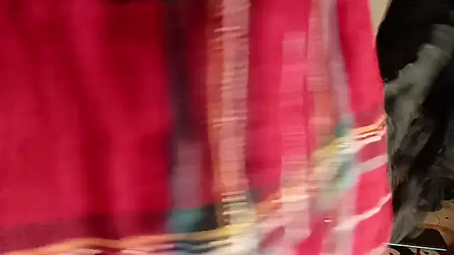 Snapshot of shuhana_ chatting on September 30, 1:43 am shuhana online show from September 30, 1:43 am