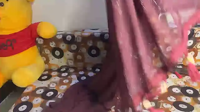 shuhana  online show from May 12, 4:53 am