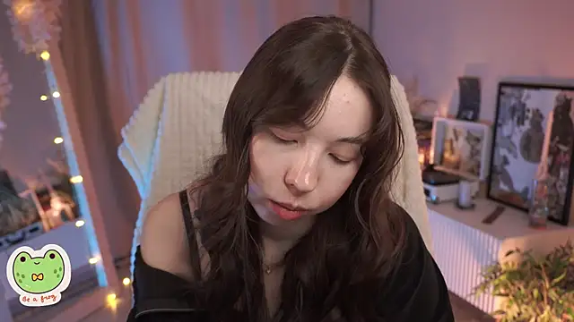 Sarah Son online show from March 17, 8:51 am