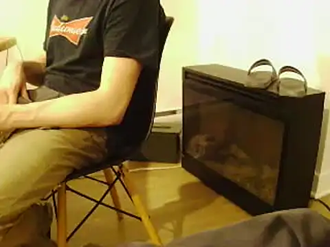 L0cKyseven77 online show from February 10, 12:41 am