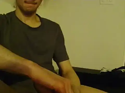 L0cKyseven77 online show from February 12, 1:41 am