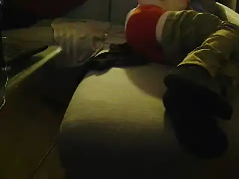 L0cKyseven77 online show from March 2, 10:03 am