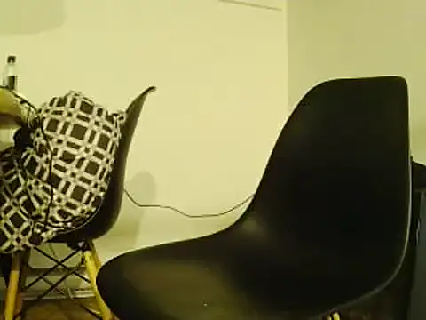 L0cKyseven77 online show from March 11, 3:48 am