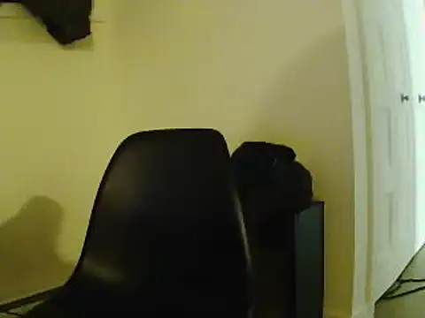 L0cKyseven77 online show from March 15, 9:52 am