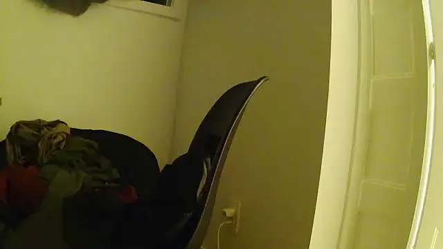 L0cKyseven77 online show from October 16, 12:33 am