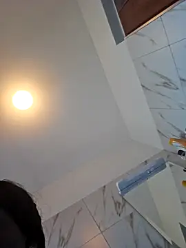 Snapshot of online_bestie chatting on February 10, 2:48 pm online bestie online show from February 10, 2:48 pm