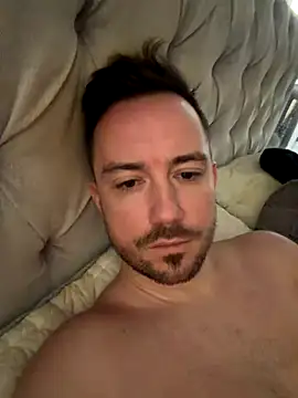 bobbylee2023 online show from October 23, 10:58 am