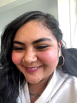 Snapshot of Tamara_Curvy chatting on October 19, 6:19 pm Tamara Curvy online show from October 19, 6:19 pm