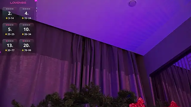 LunaNight online show from December 24, 11:44 pm