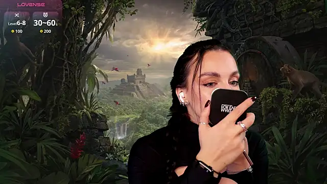 LunaNight online show from October 27, 8:24 pm