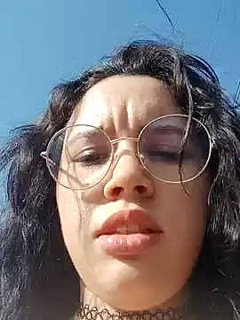 WandaDoll online show from February 6, 8:34 pm