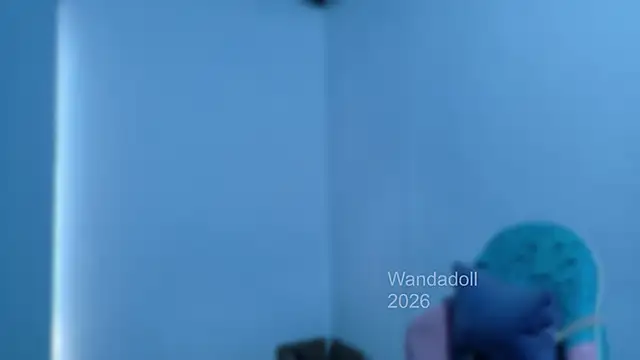 WandaDoll online show from May 10, 1:16 pm