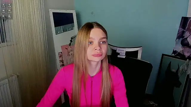 Molly sweetie online show from January 16, 7:07 am