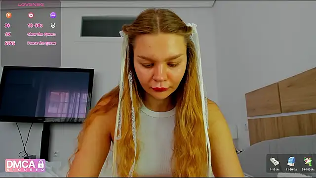 Molly sweetie online show from May 8, 6:41 am