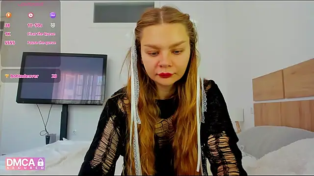 Molly sweetie online show from May 12, 6:32 am