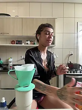 Snapshot of Nikatsu chatting on March 30, 2:40 pm Nikatsu online show from March 30, 2:40 pm