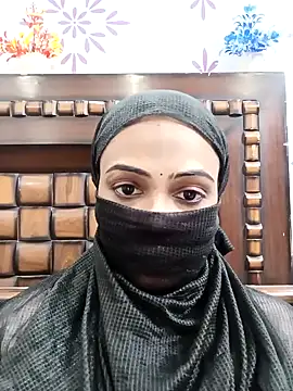 Yours-Bebo online show from January 7, 11:05 am