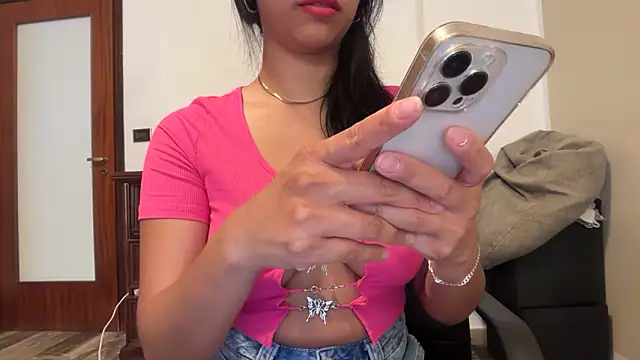 Dulce latingirl online show from May 17, 2:24 pm