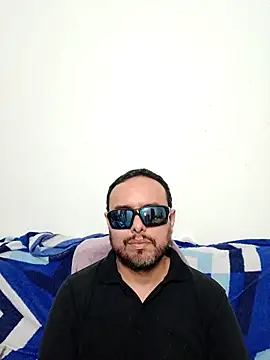 ElSunEagle online show from May 4, 2:40 am