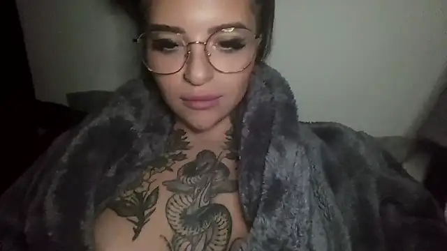 Snapshot of Rubyrichhxo chatting on December 25, 7:14 am Rubyrichhxo online show from December 25, 7:14 am