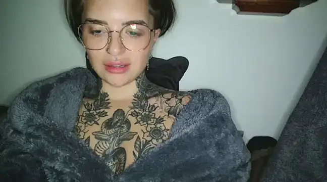 Snapshot of Rubyrichhxo chatting on January 2, 9:39 pm Rubyrichhxo online show from January 2, 9:39 pm