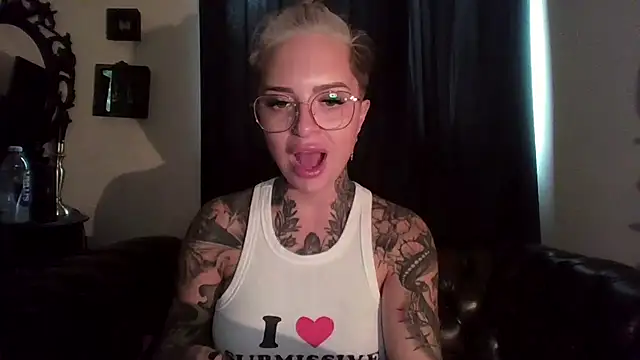 Snapshot of Rubyrichhxo chatting on September 14, 10:25 am Rubyrichhxo online show from September 14, 10:25 am