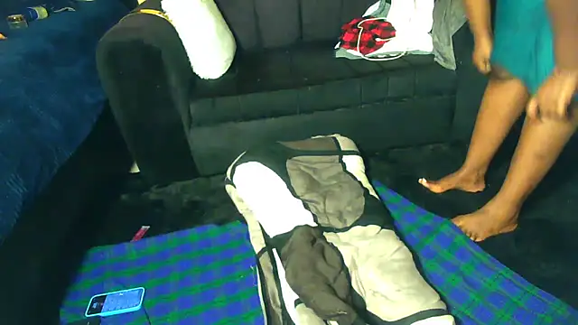 Snapshot of Mila_Melanie chatting on March 20, 2:00 pm Mila Melanie online show from March 20, 2:00 pm