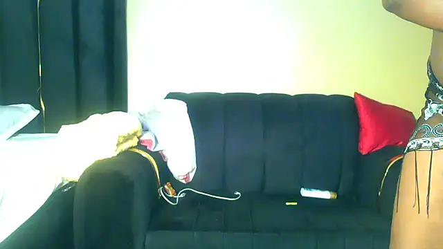Mila Melanie online show from May 12, 5:15 am