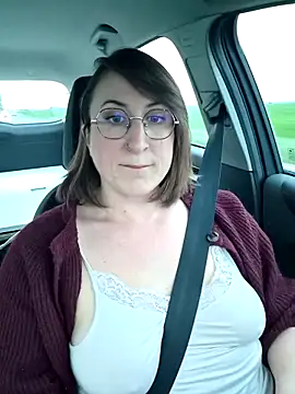 minierose online show from March 5, 5:42 pm