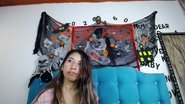 sweet skylove  online show from October 5, 3:10 pm