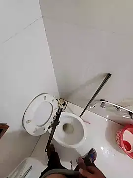 Snapshot of parank2021 chatting on January 8, 3:08 am parank2021 online show from January 8, 3:08 am