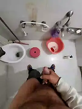 Snapshot of parank2021 chatting on February 8, 6:33 pm parank2021 online show from February 8, 6:33 pm