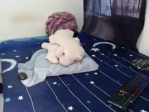 Frankbroad78 online show from October 28, 8:33 pm