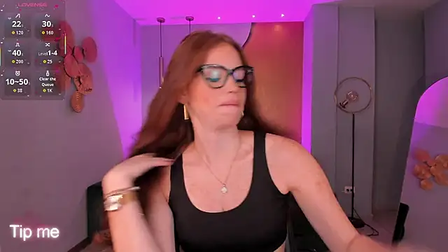 CorinneRusso online show from February 19, 12:45 pm