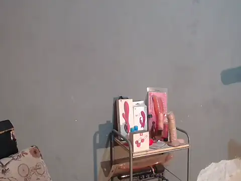 Amazing12inch online show from May 10, 5:23 am