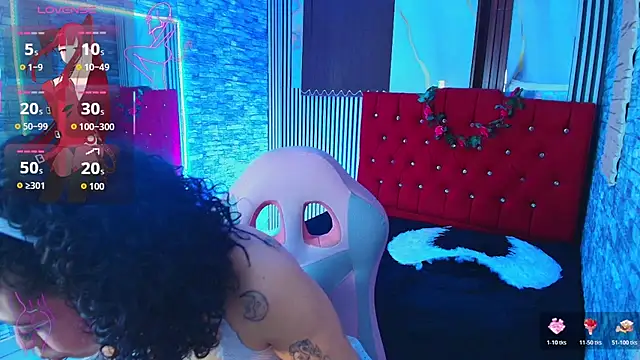 Snapshot of miahernadez303av chatting on November 1, 3:30 am miahernadez303av online show from November 1, 3:30 am