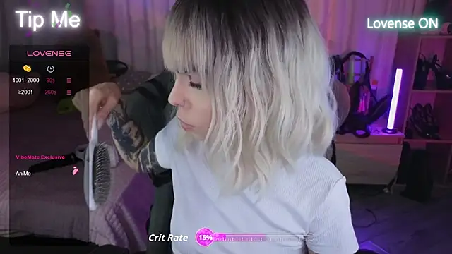 Kerry Kirk online show from October 5, 8:40 pm