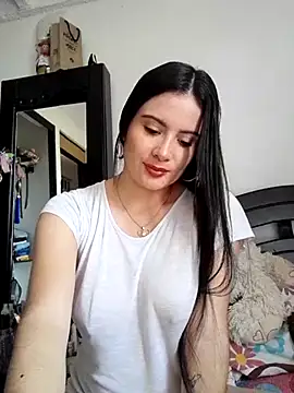 Zoe Clark  online show from February 18, 4:48 pm