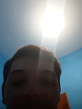 Snapshot of bigruyter chatting on April 3, 8:40 pm bigruyter online show from April 3, 8:40 pm