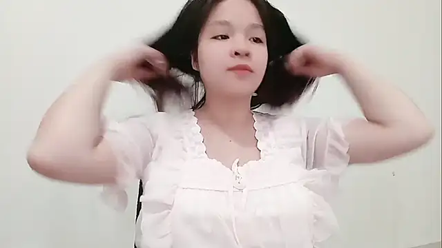 Milajinxi online show from May 5, 1:02 am